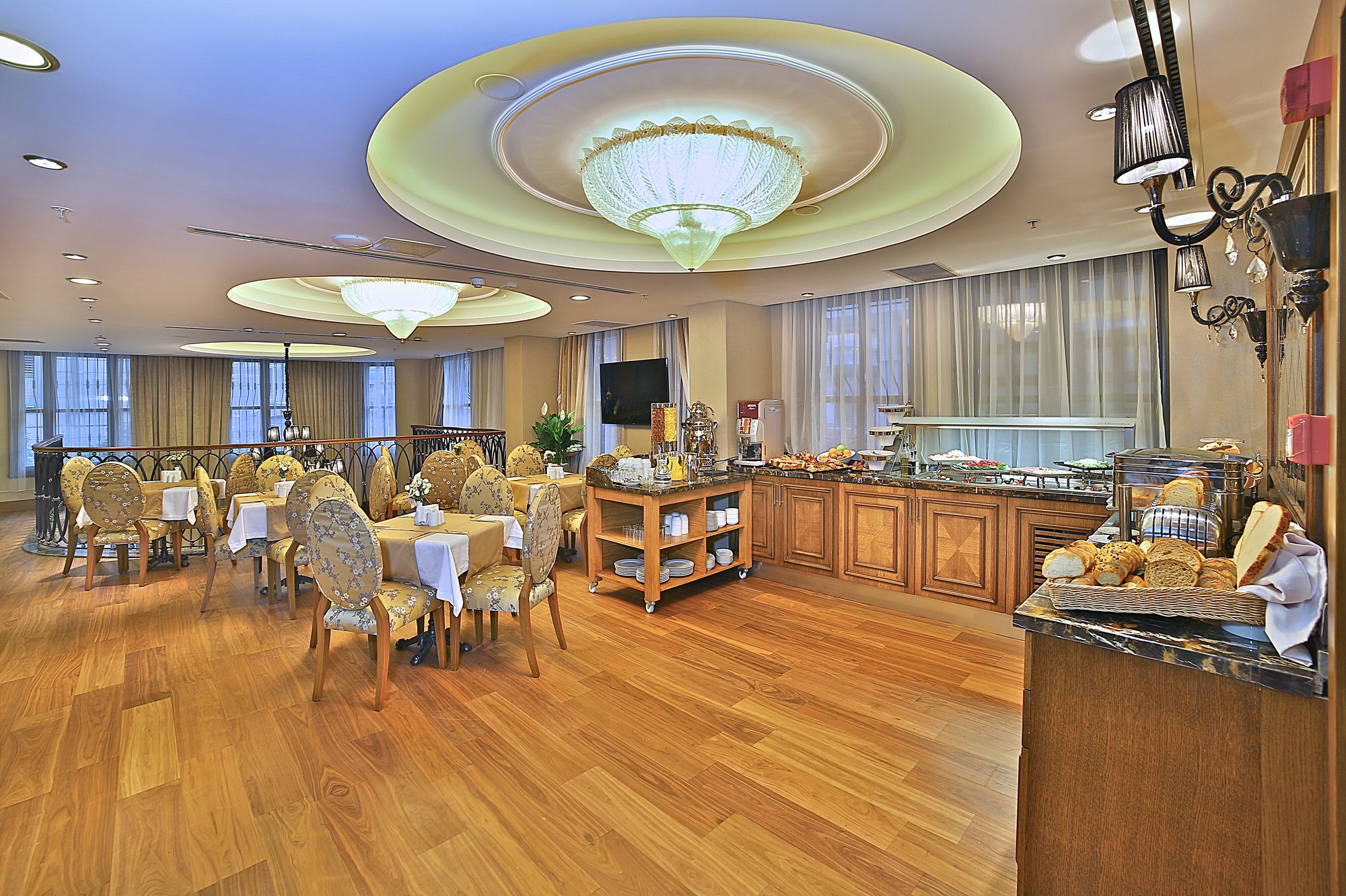 Adelmar Sisli Hotel 4*